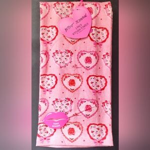 Betsey Johnson 2 Pack Cotton Kitchen Towels Pink Hearts Roses Floral